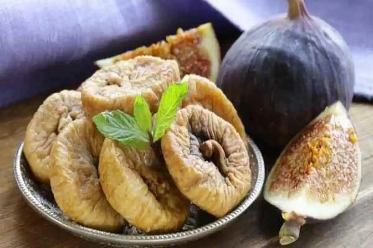 Eat these seven superfoods to up your calcium intake