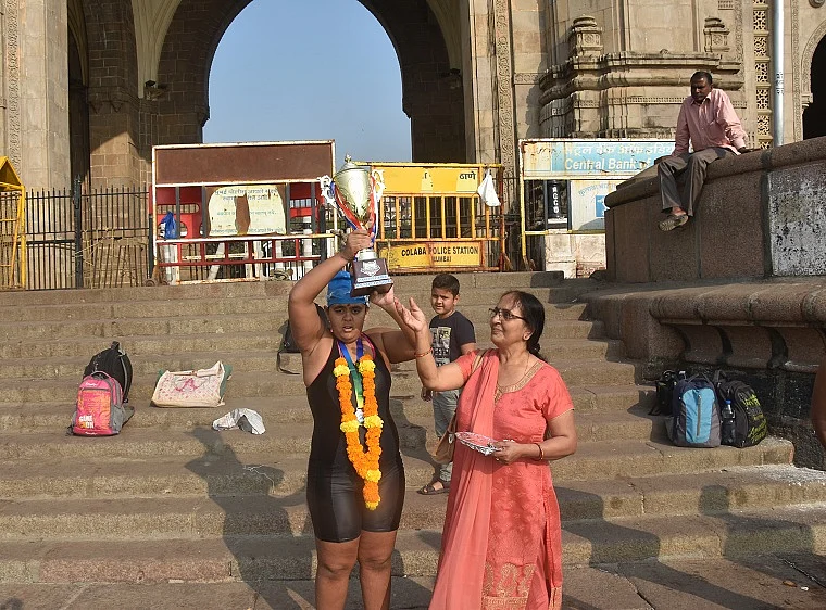 12-year-old autistic child creates record by swimming Bandra-Worli Sea Link to the Gateway of India
