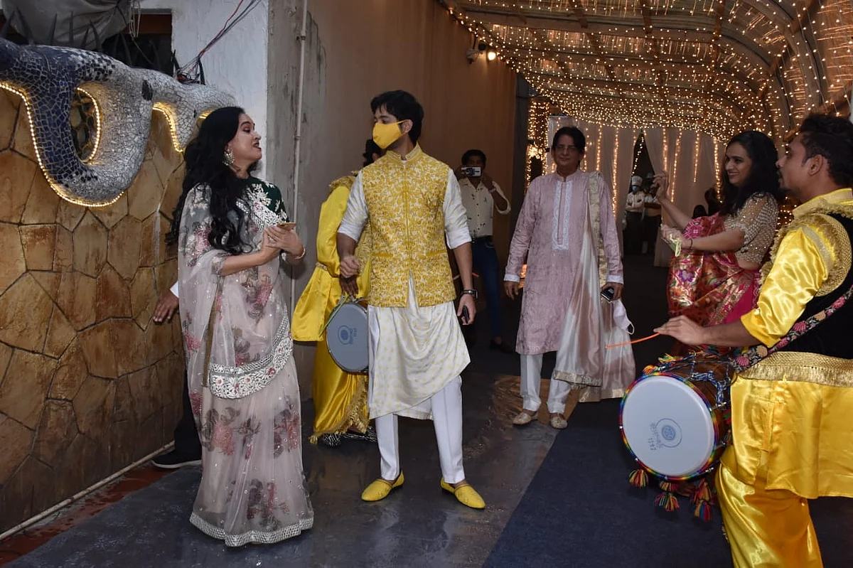 Priyaank Sharma marries Shaza Morani: Anil Kapoor, Nikhil Dwivedi and others attend Padmini Kolhapure's son's wedding; see pics