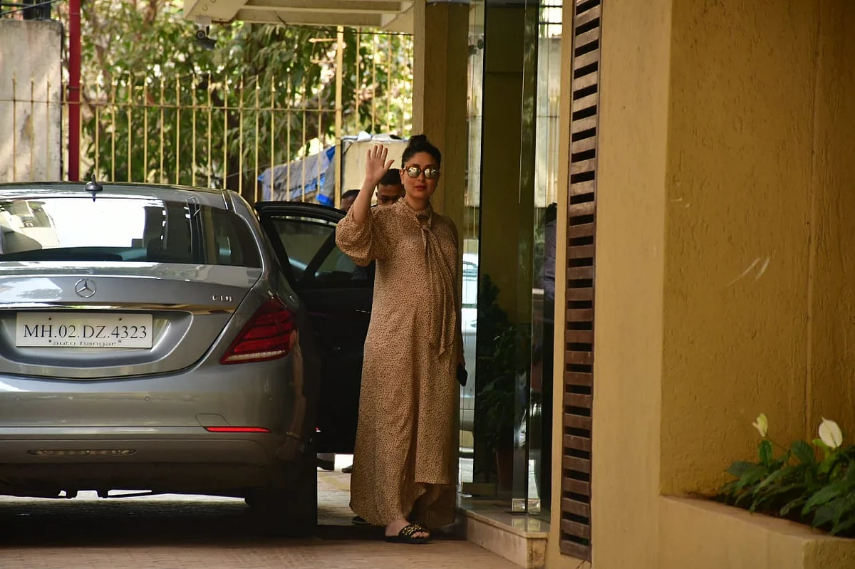 In Pics: 9-months pregnant Kareena Kapoor steps out in style with son Taimur