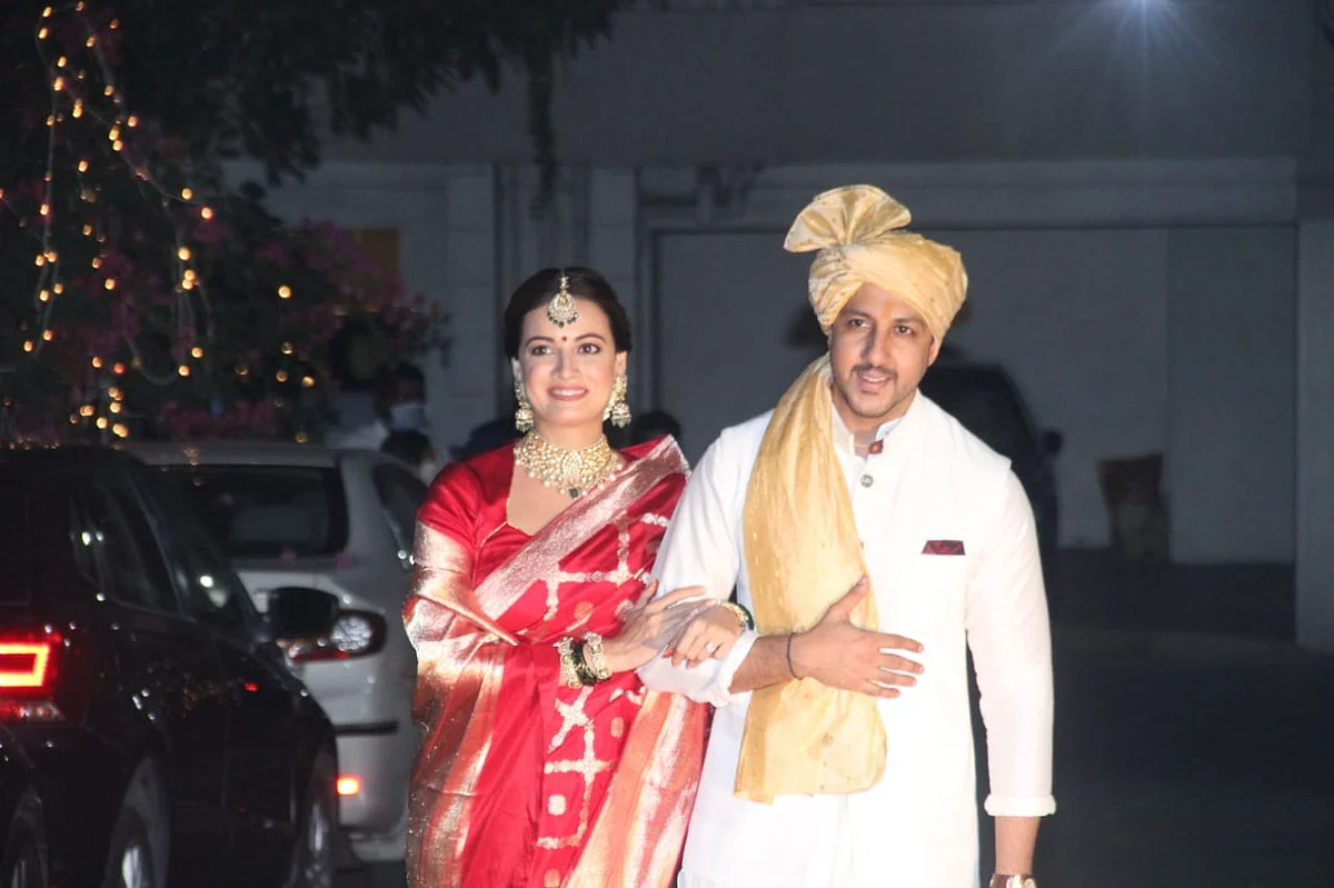 In Pics: Dia Mirza ties the knot with Vaibhav Rekhi at her Bandra residence