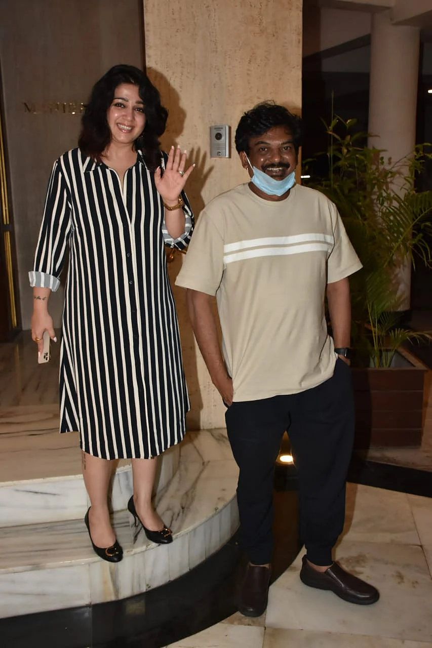 In Pics: Sara Ali Khan, Karan Johar, Vijay Deverakonda and others join Manish Malhotra for a 'perfect Saturday night'