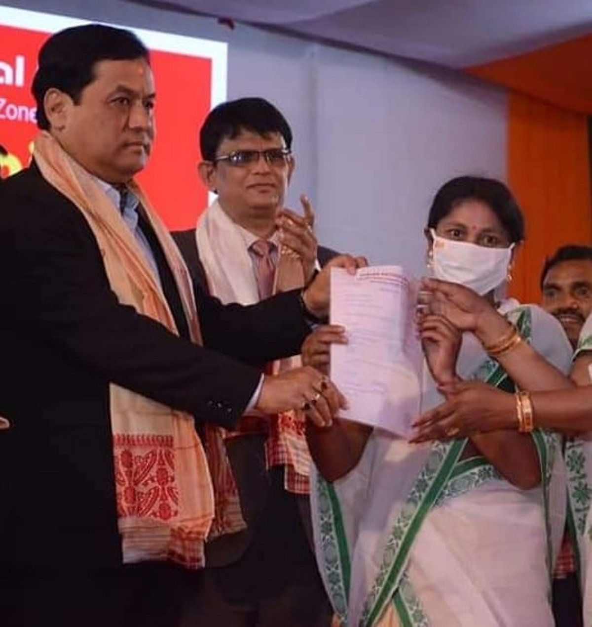 Assam CM Sarbananda Sonowal inaugurates PNB's Phuloni Chariali Branch in Majuli in presence of MD & CEO CH S S Mallikarjuna Rao - Vimarsana News