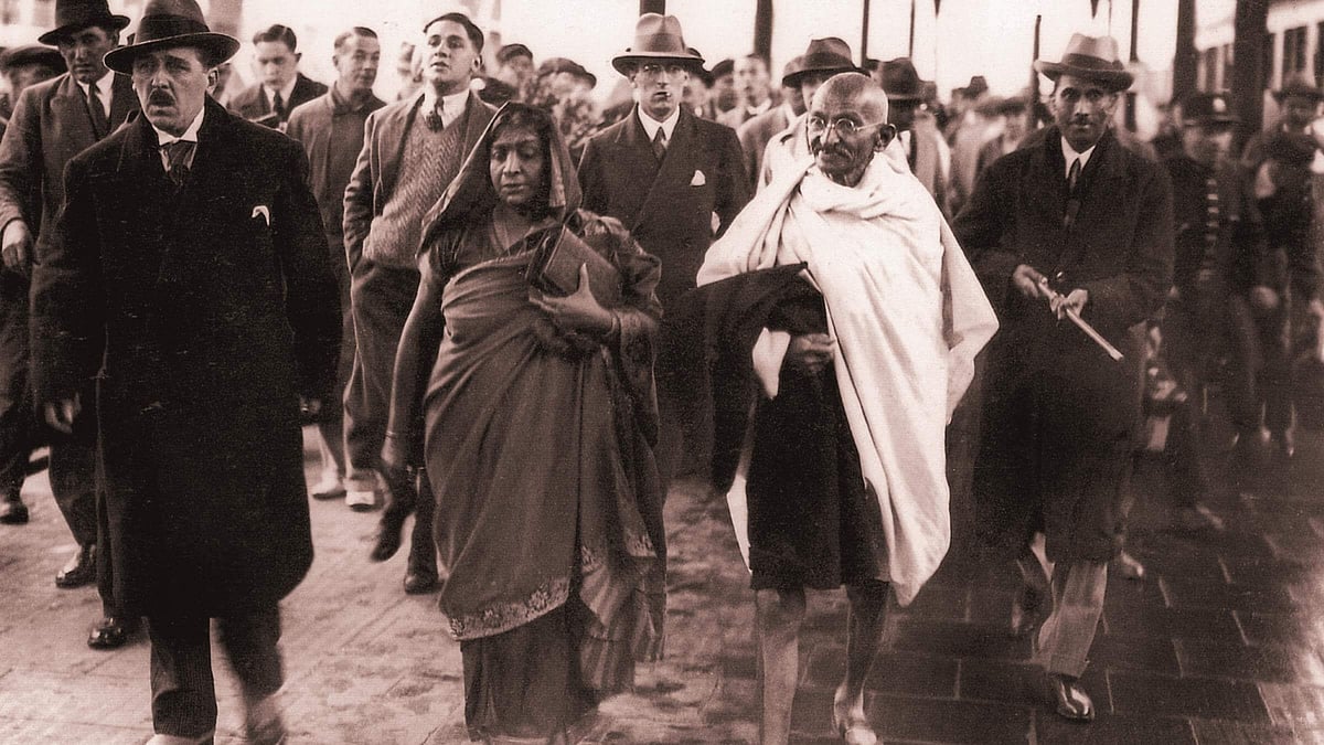Sarojini Naidu birth anniversary: Lesser-known facts about the 'Nightingale of India' - Vimarsana News