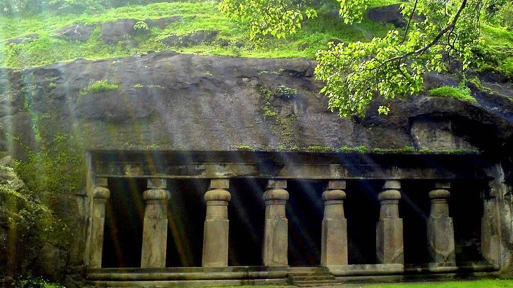 Mumbai: From 'The Gateway of India' to 'Kanheri Caves', here are the Top 10 places to visit