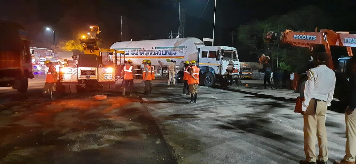 Thane: Gas tanker topples near Ghodbunder Road, no casualties reported