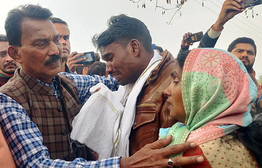Madhya Pradesh Minister Tulsi Silawat meets families of Sidhi bus accident victims, at the site of the accident.