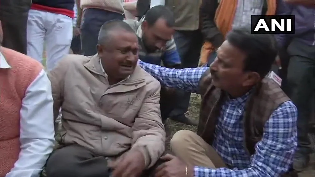 Madhya Pradesh: 45 killed as bus falls into a canal in Sidhi; Minister Tulsi Silawat meets kin of victims, President consoles death