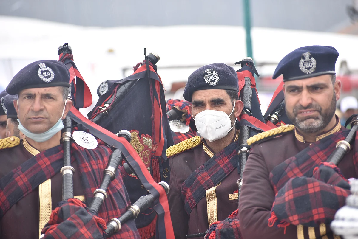 In Pictures: PM Modi inaugurates Khelo India Winter Games in J&K's Gulmarg