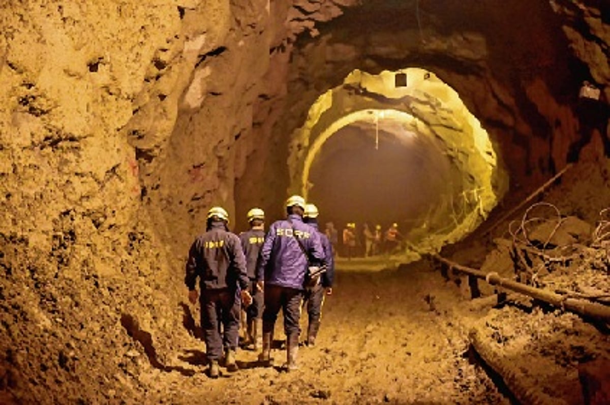 Tapovan tunnel: Rescuers keep at it as hopes recede - Vimarsana News