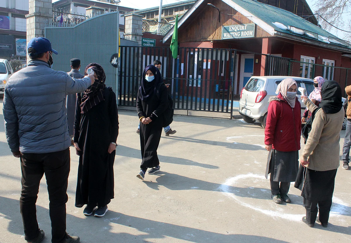 Students walk inside a campus as colleges reopens since Covid_19 pandemic in Srinagar, Kashmir