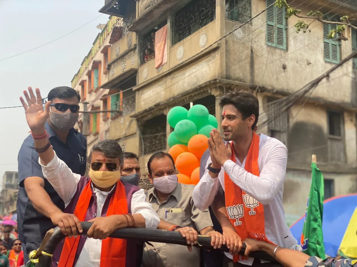 West Bengal Assembly polls: Five CPI (M) leaders hold roadshows to file nominations