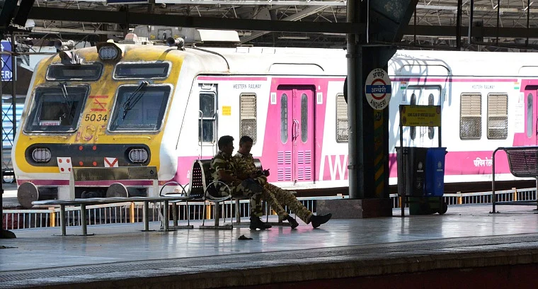 Andheri station which was never so calm and empty