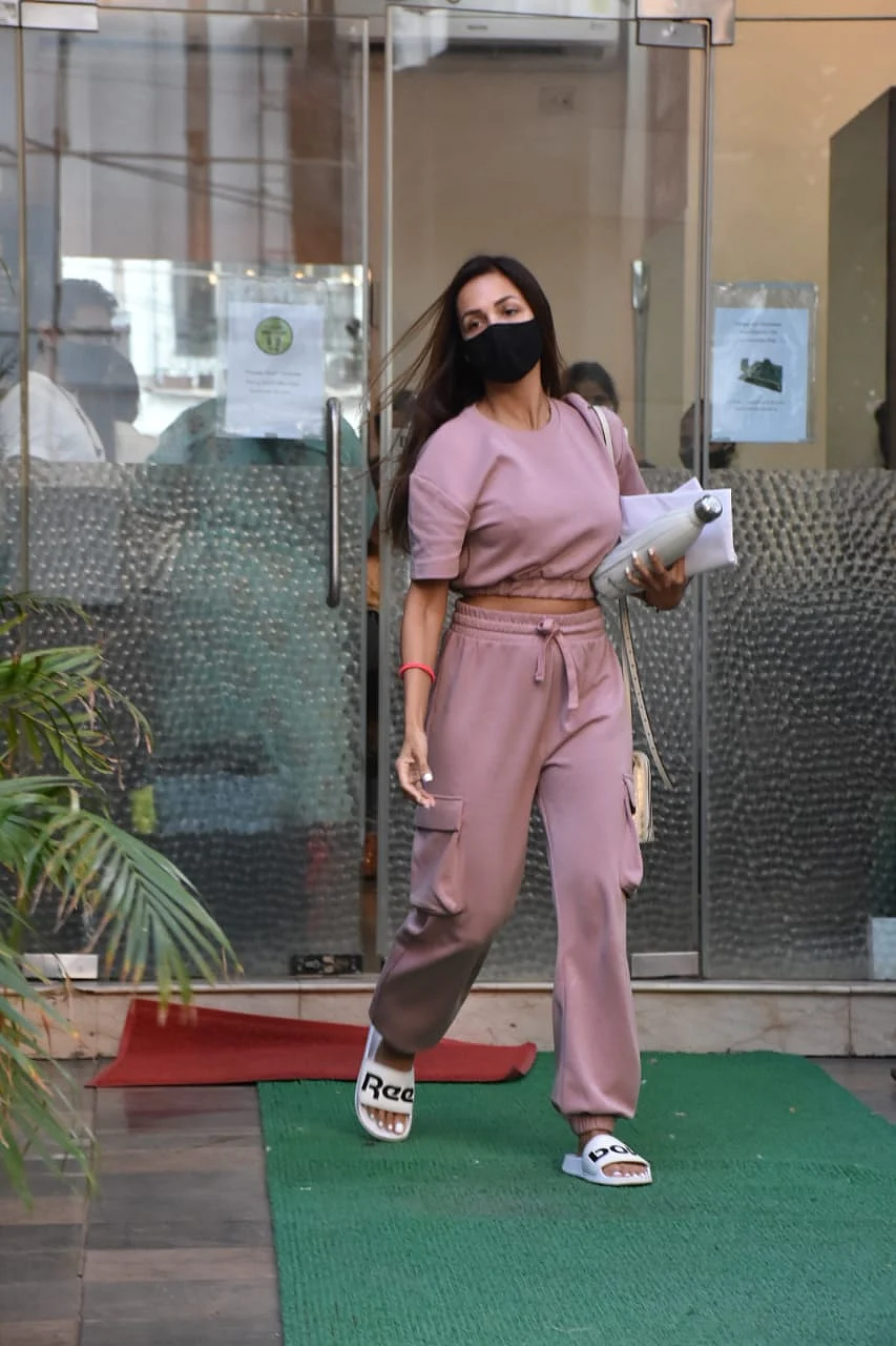 Celebrity Spotting: Preity Zinta, Malaika Arora, Sara Ali Khan and others clicked by shutterbugs in Mumbai; see pics