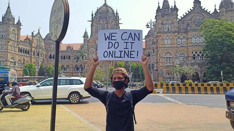'If we can do classes online...': Students stage protests against offline HSC, SSC exams in Mumbai, demand to conduct online exams