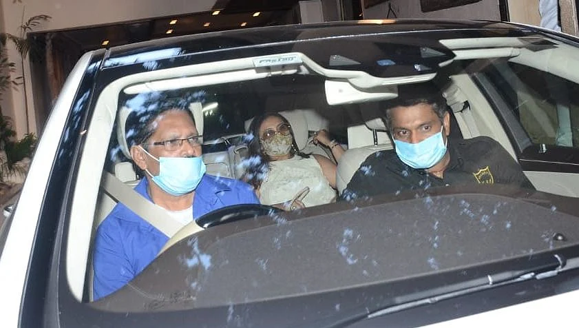 Watch: Rani Mukerji makes a rare appearance with short hair as she arrives at Anil Kapoor’s residence