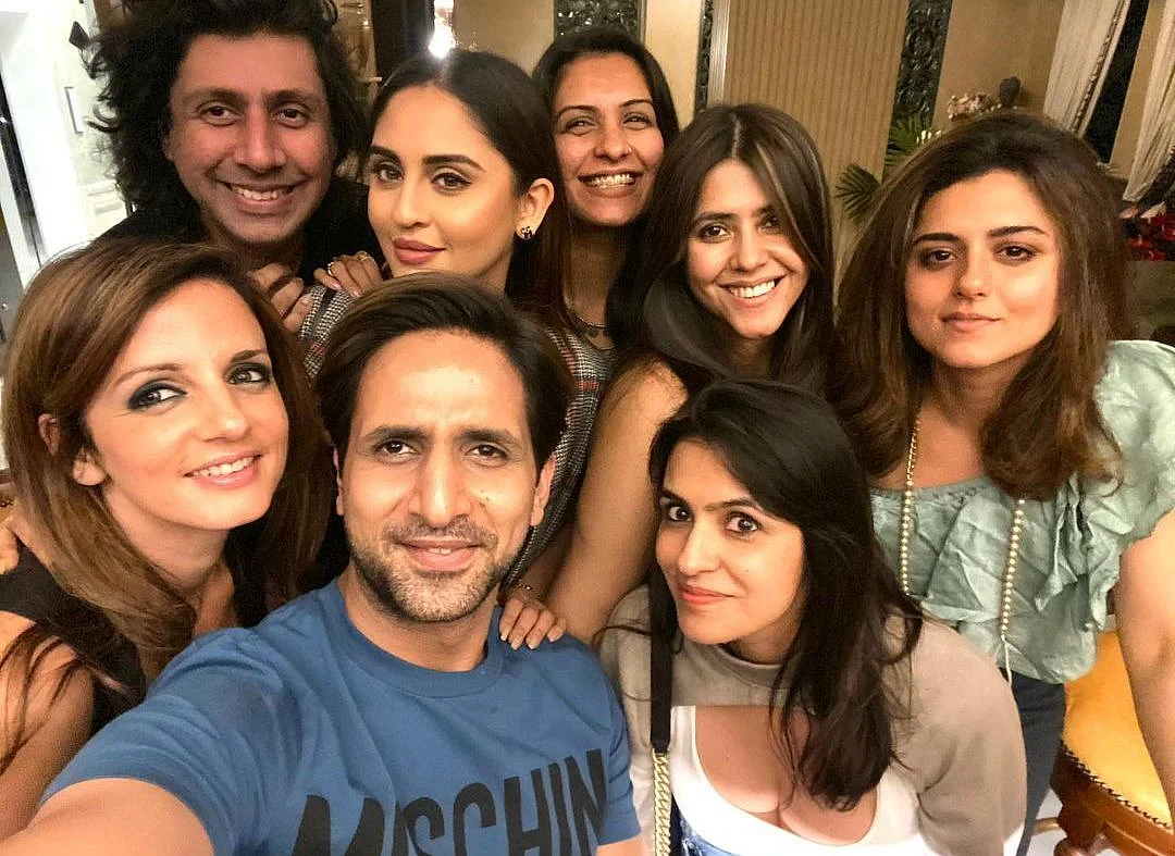 8 years after split from Hrithik Roshan, Sussanne Khan dating 'BB14' fame Aly Goni's brother Arslan?