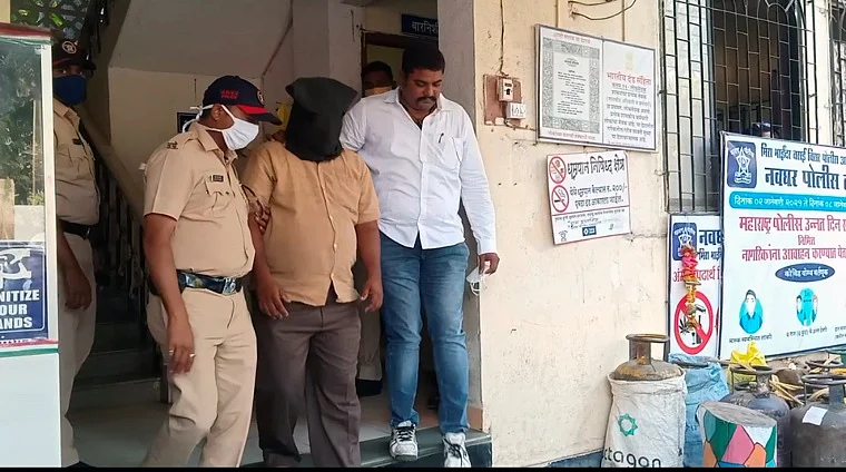 ATM theft: 40-year-old held for duping customers, 26 debit cards recovered in Bhayander