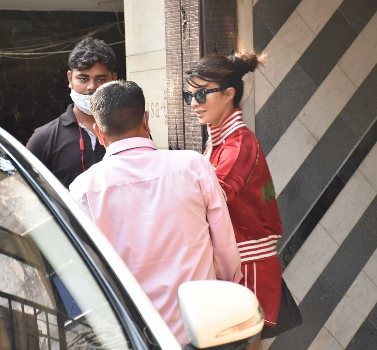 Watch: Paparazzo mistakes Jacqueline Fernandez for TV actress Jasmin Bhasin; latter can't stop laughing