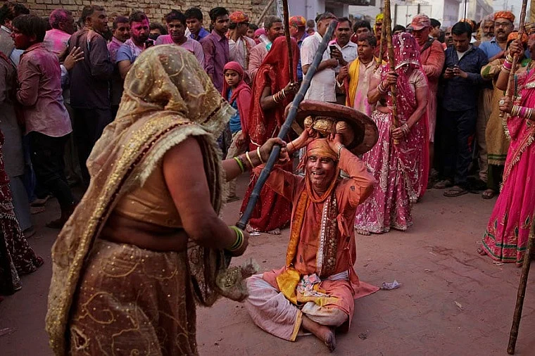 Lathmar Holi