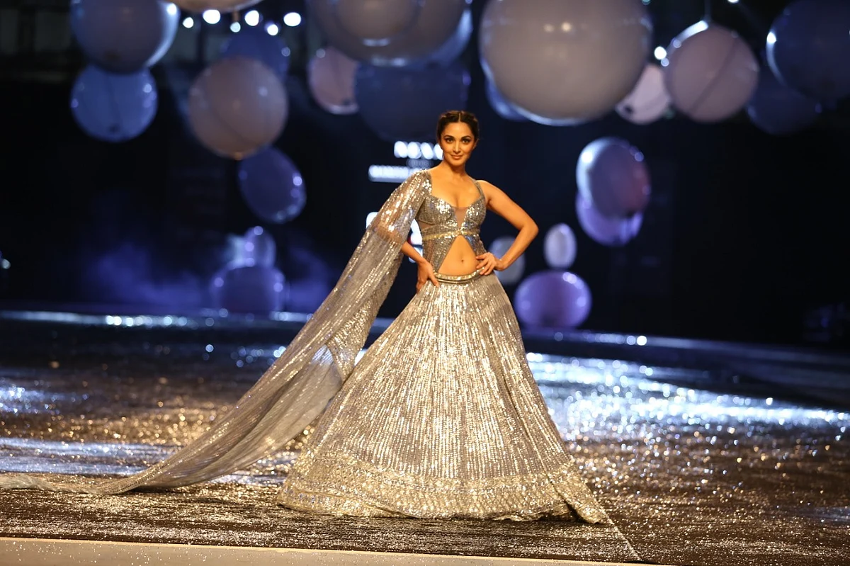 FDCI x Lakme Fashion Week 2021: 'Bhool Bhulaiyaa 2' stars Kartik Aaryan, Kiara Advani turn showstoppers for Manish Malhotra