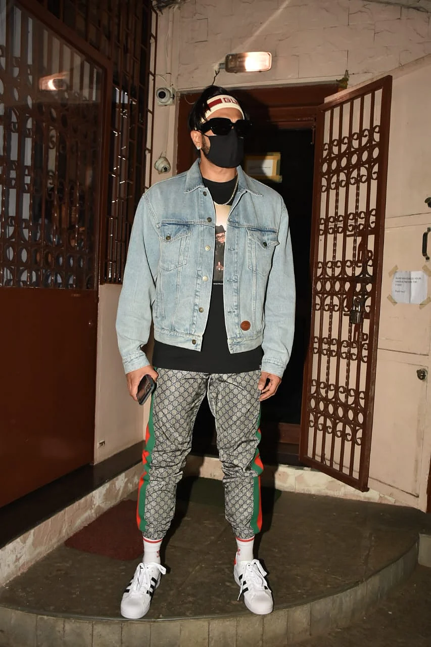Ranveer Singh borrows Rohit Shetty's Rs 3 crore bright yellow Lamborghini Urus for a ride on Mumbai streets