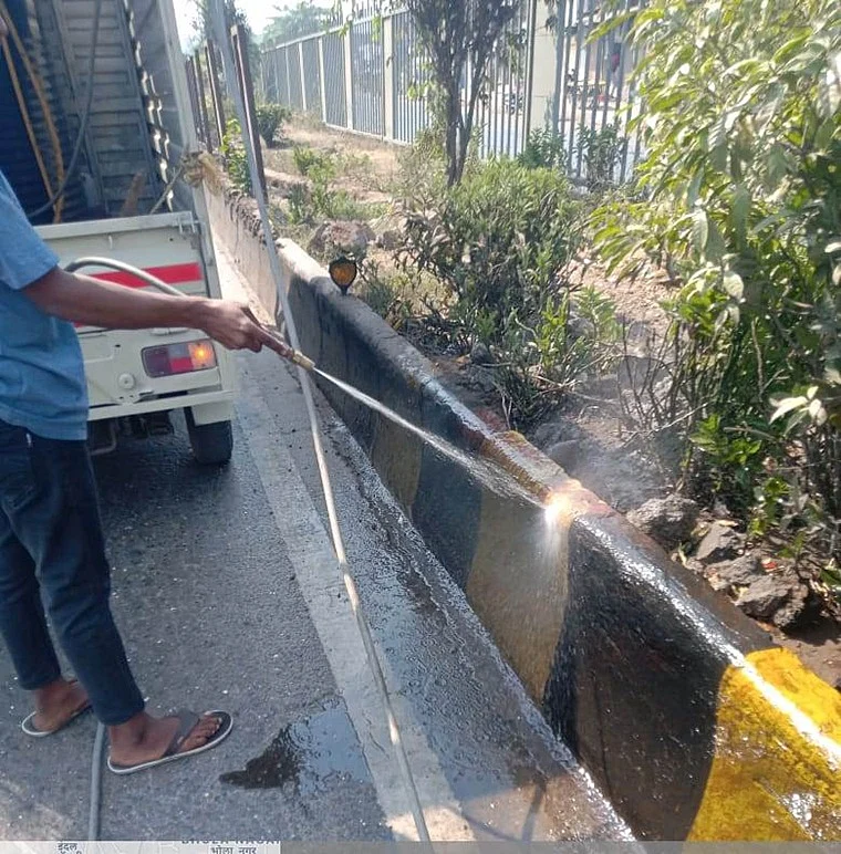 Navi Mumbai: NMMC to clean roads and dividers with sewage treated water