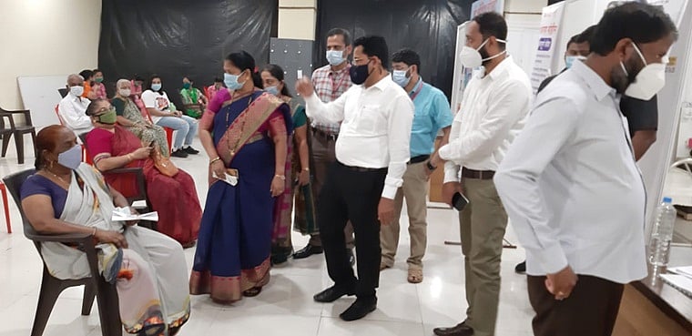 Get a COVID-19 vaccine shot and receive extra interest in your fixed deposit