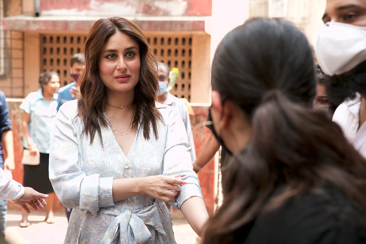 Now, you can get Kareena Kapoor Khan's sky blue floral midi dress for less than Rs 5,000!