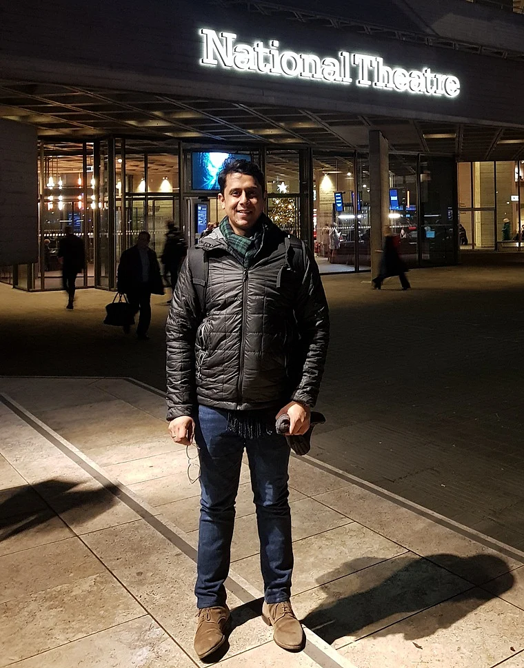 Bombay Theatre Company's founder Raveesh Jaiswal opens up on performing live theatre productions on social media
