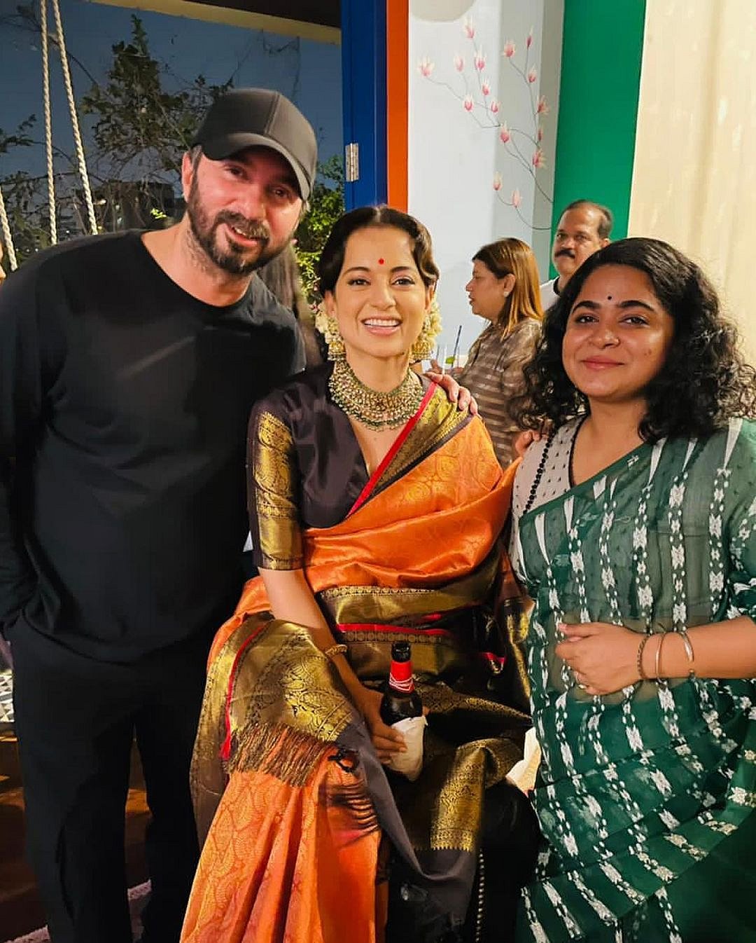 Kangana with Ashwiny Iyer Tiwari 