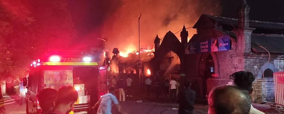 Pune: Fire at Shivaji Market in Cantonment area, 25 shops gutted - see photos