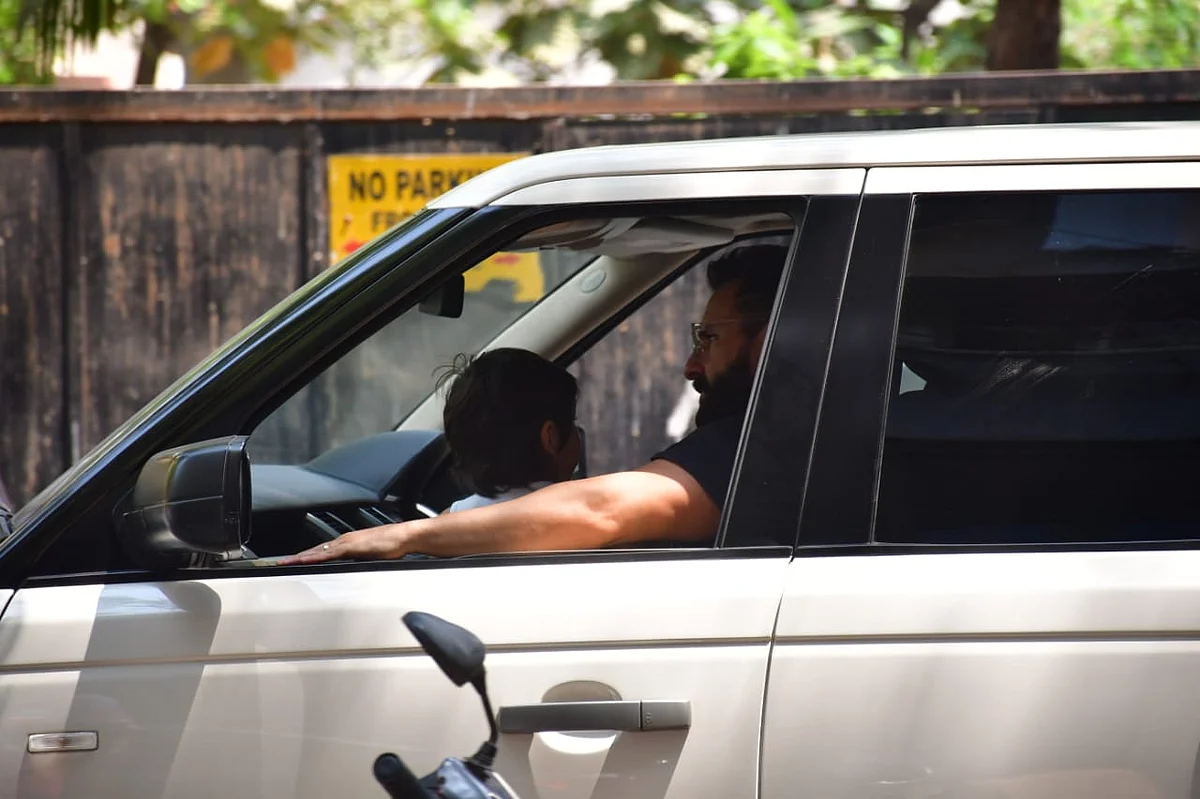 In Pics: Kareena Kapoor returns to work a month after giving birth to second child