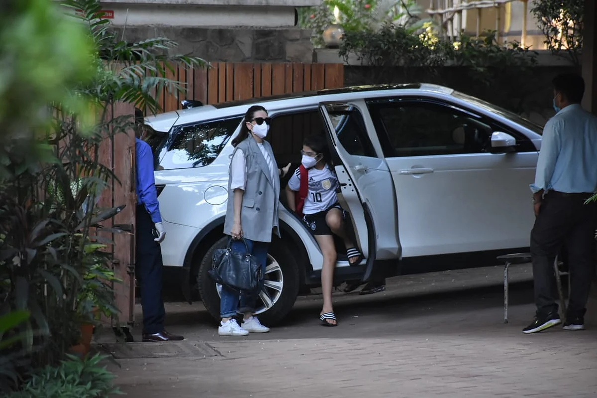 Paparazzi Files: BTS pics of Deepika Paudkone's upcoming film, Kareena Kapoor Khan's house party and more