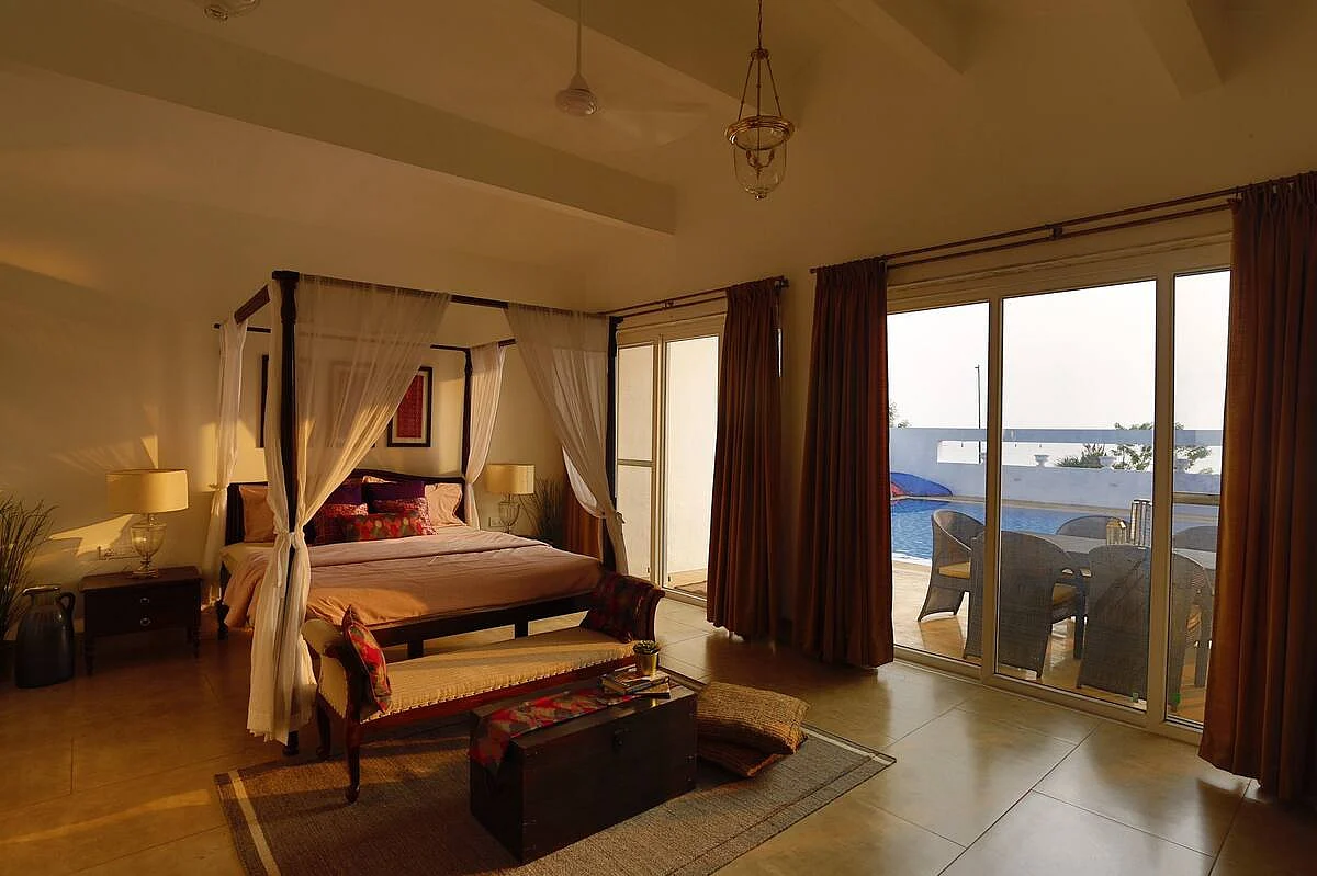 Now you can live at Mandira Bedi's 4-bedroom Madh Island home for Rs 42,000 per night via Airbnb