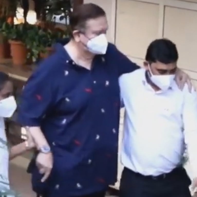 Still partying? Netizens slam Randhir Kapoor for stepping out despite ill health to attend Babita’s birthday bash