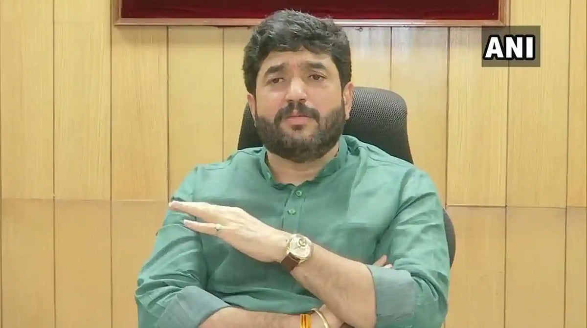 Pune Mayor eats his own words, now says got vaccine from state