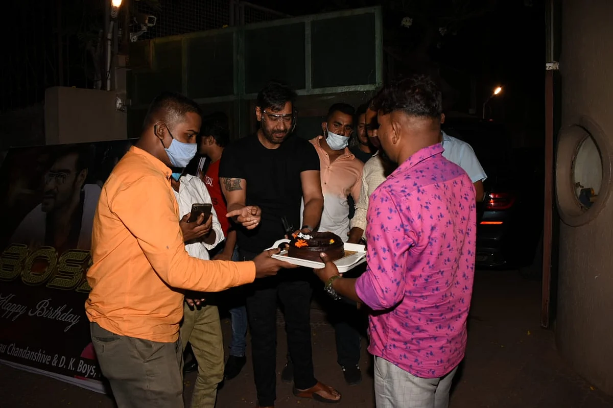 Amid night curfew, Ajay Devgn celebrates birthday with fans outside his Mumbai residence