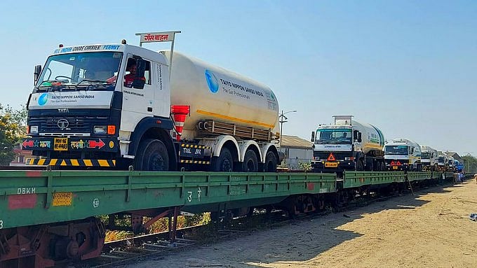 COVID-19: First Oxygen Express reaches Visakhapatnam, to return with supplies for Maharashtra