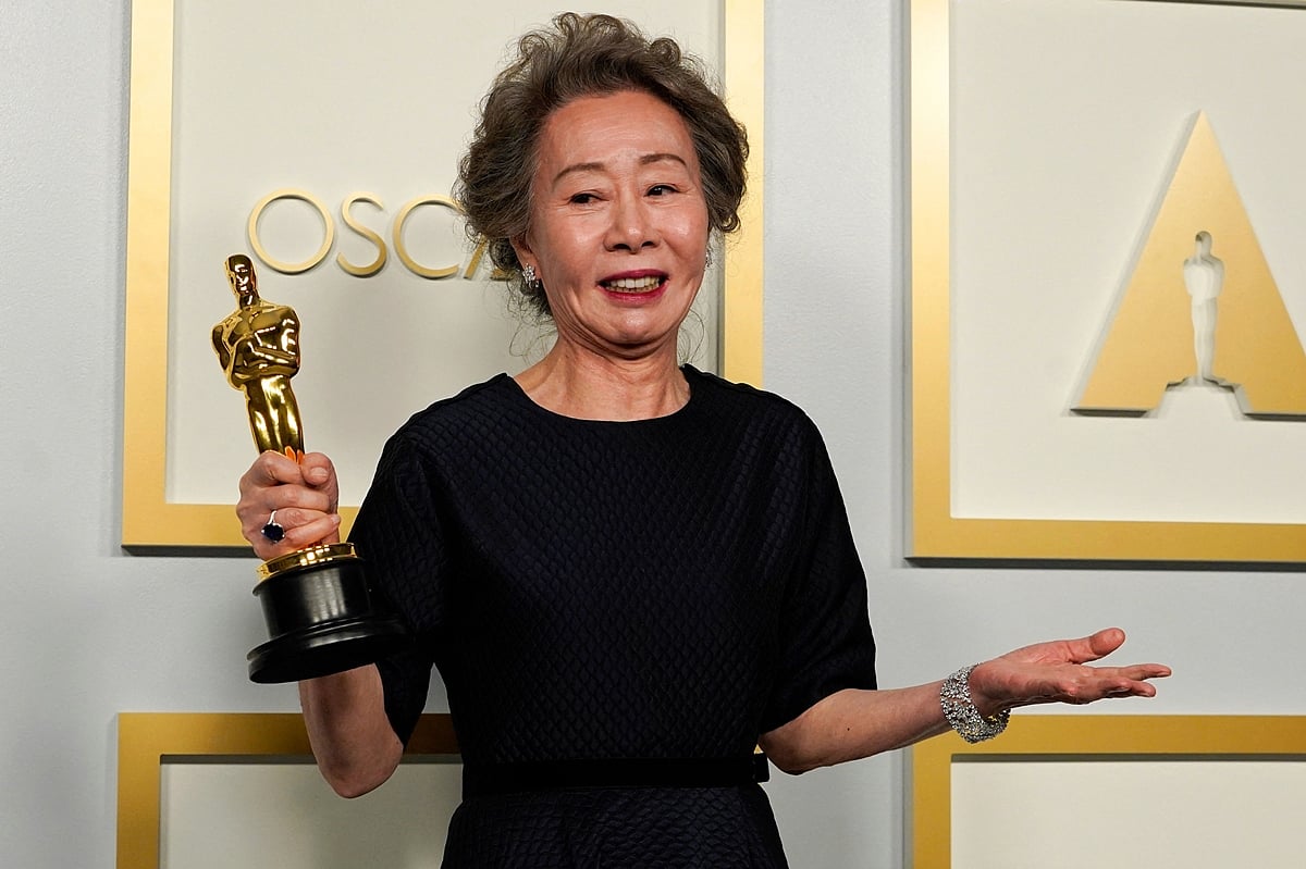 Oscars 2021: Yuh-Jung Youn becomes first South Korean star to win best-supporting actress for 'Minari' - Vimarsana News
