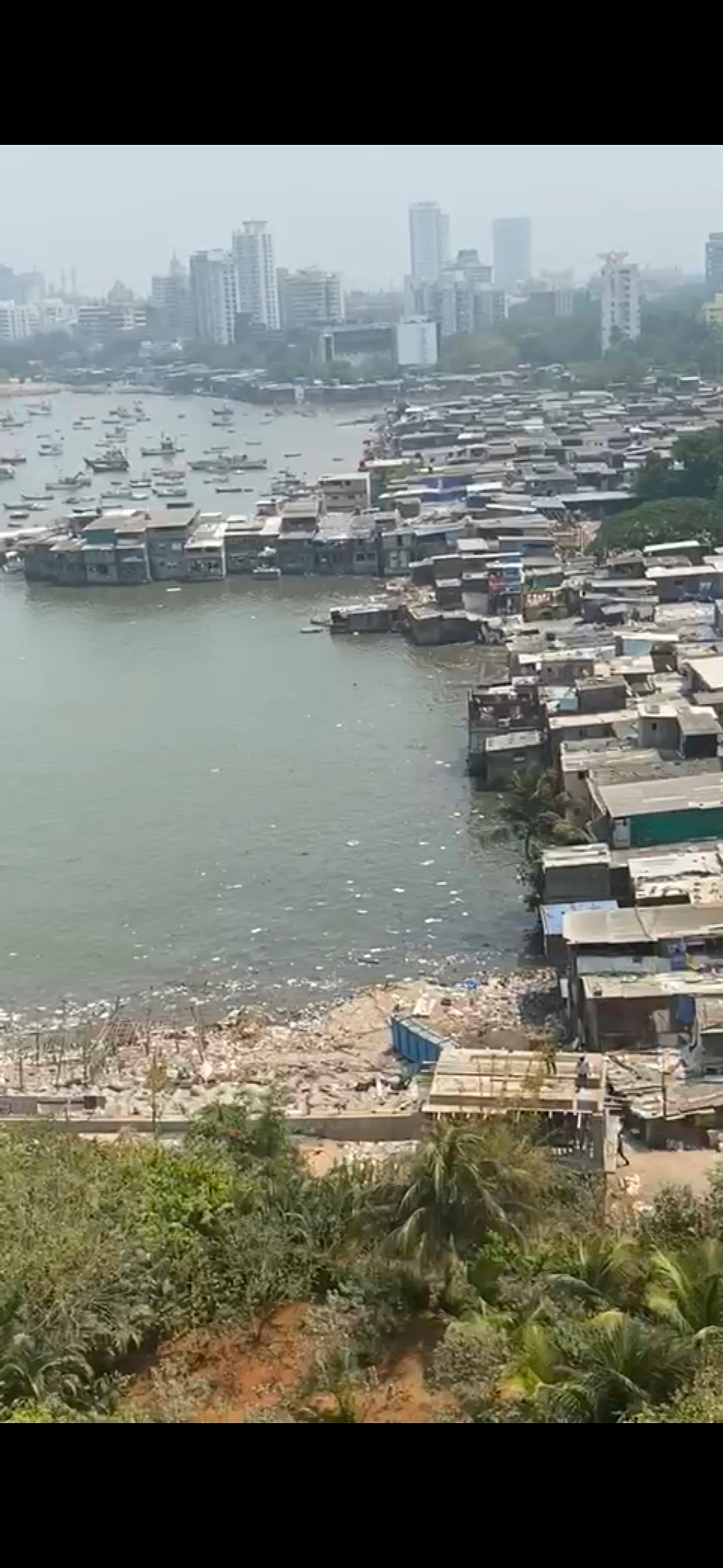 Mumbai: Concern raised over illegal hutments in sea at Cuffe Parade - Vimarsana News