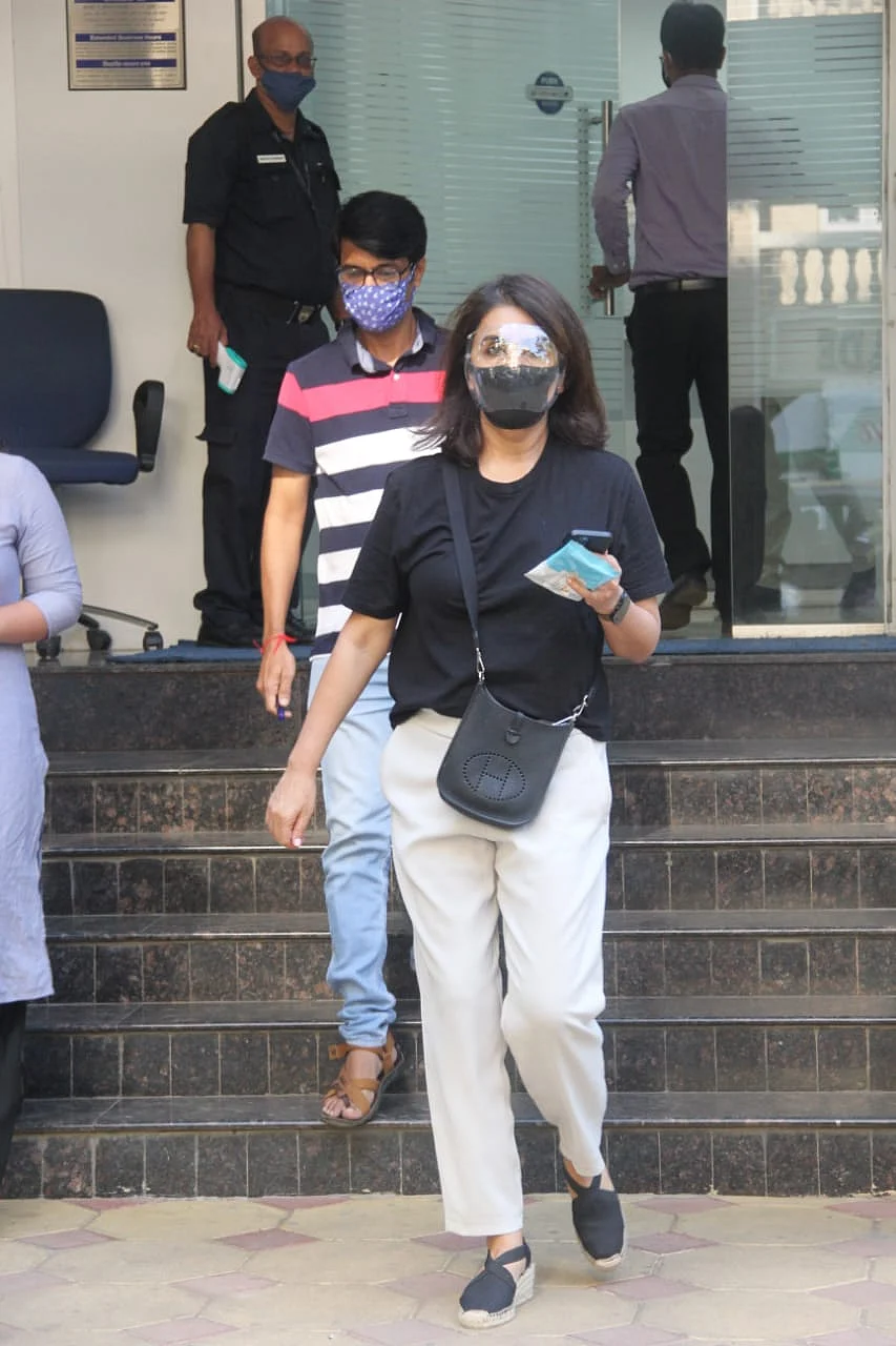 In Pics: Disha Patani, Neetu Kapoor, Tamannaah Bhatia and others spotted by paparazzi in Mumbai
