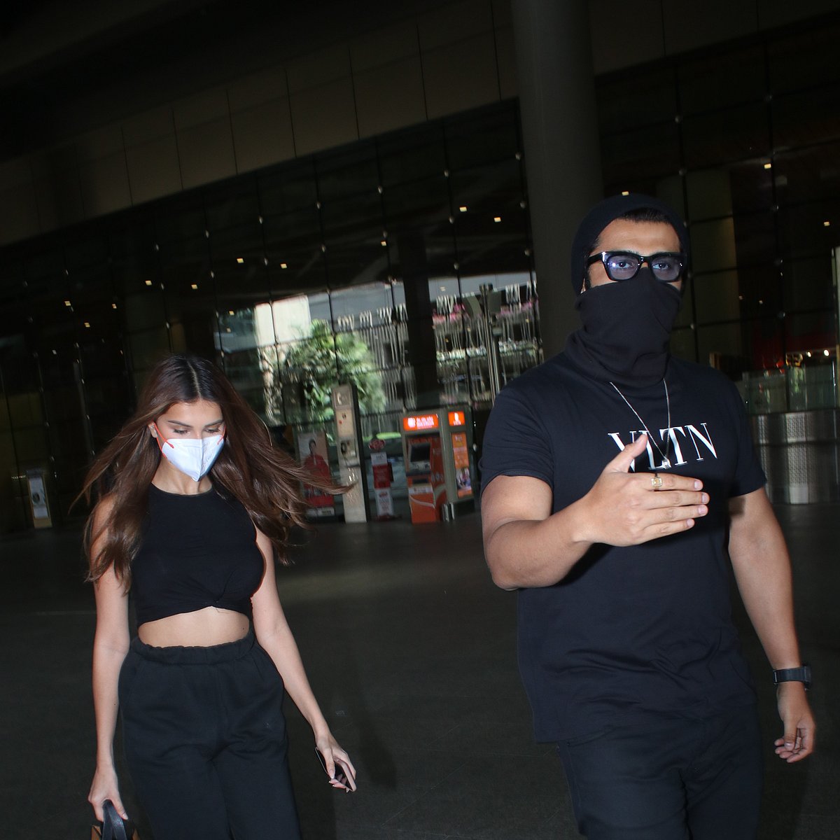 'This isn’t essential': Netizens lash out at paparazzi for 'running after' Bollywood celebs amid COVID-19 crisis
