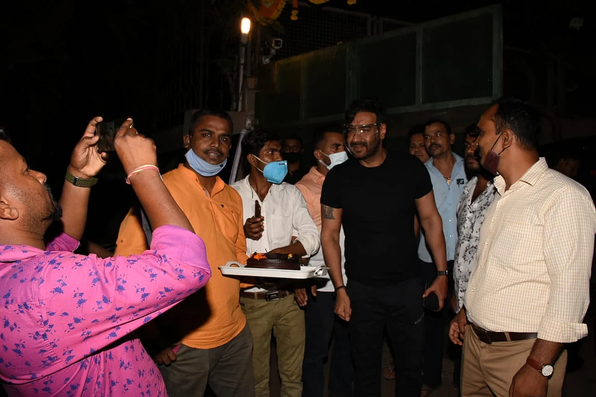 Amid night curfew, Ajay Devgn celebrates birthday with fans outside his Mumbai residence