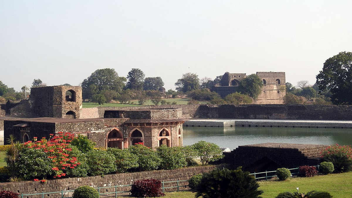 Mandu: A 'city of joy' in Madhya Pradesh which is home to majestic palaces - Vimarsana News