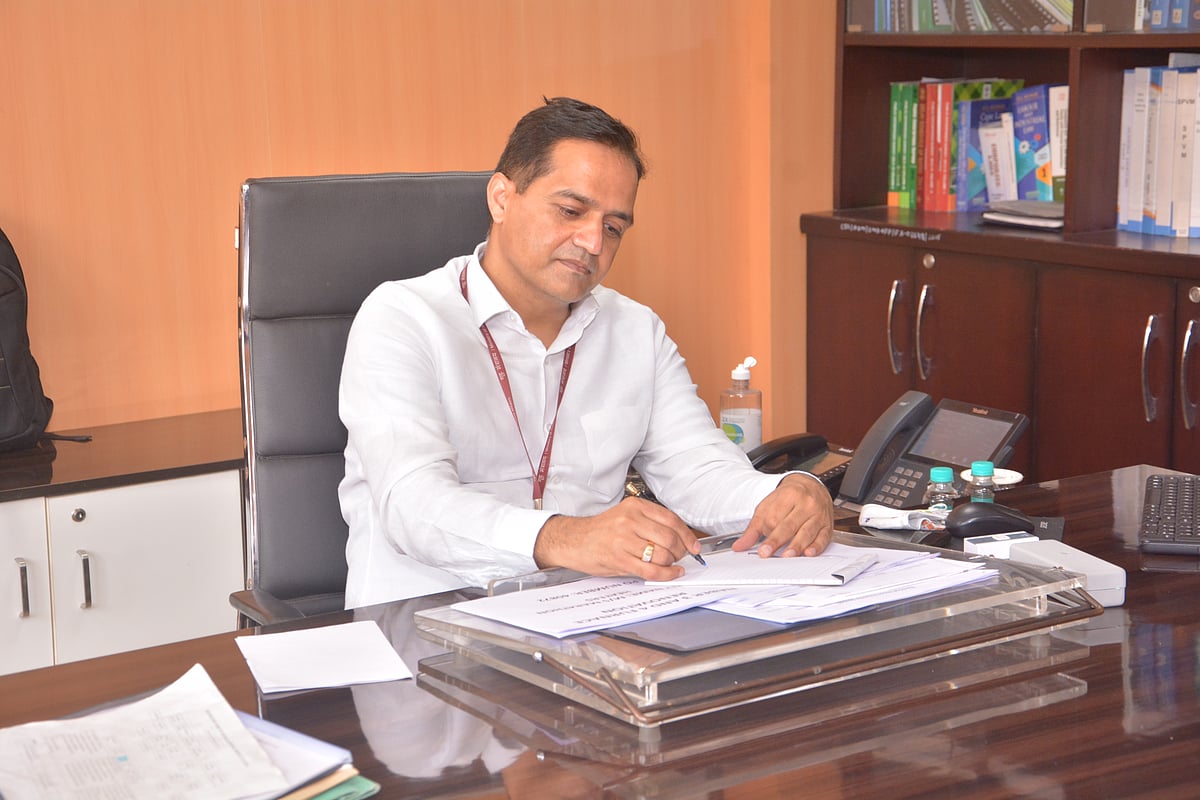 Chetan Prakash Jain takeovers charge as CMD, Central Electronics Ltd - Vimarsana News