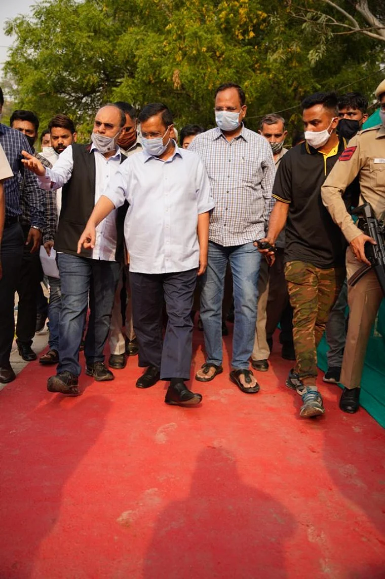 CM Arvind Kejriwal directs PWD to complete projects of redesigning 7 road stretches, 540 km of identified road