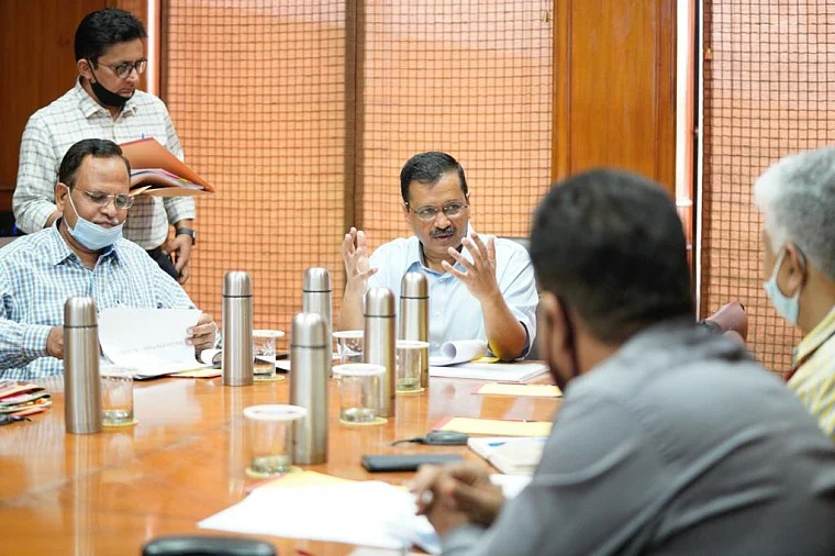 CM Arvind Kejriwal directs PWD to complete projects of redesigning 7 road stretches, 540 km of identified road
