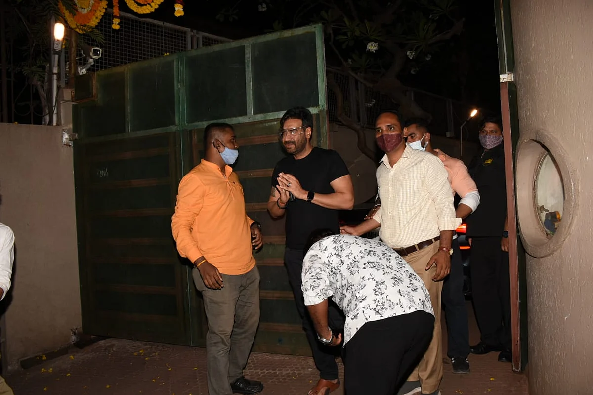 Amid night curfew, Ajay Devgn celebrates birthday with fans outside his Mumbai residence