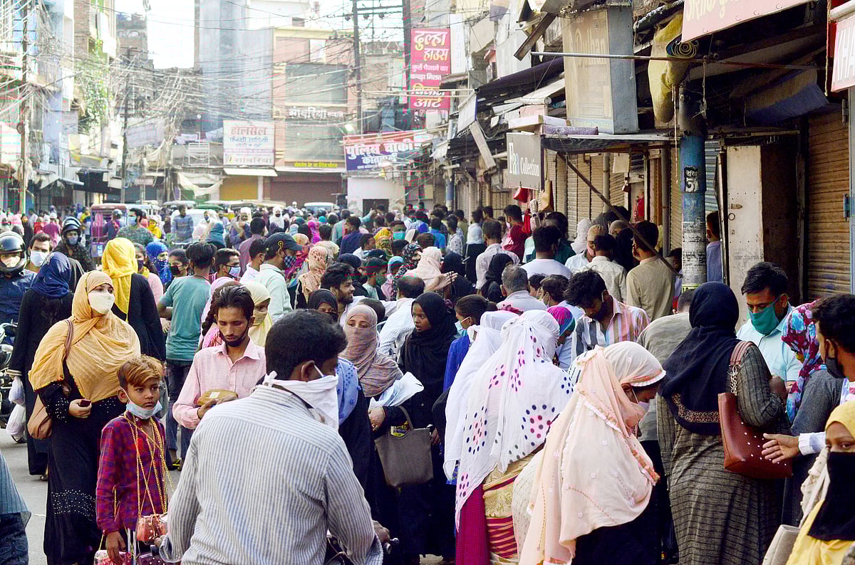 Consumers likely to raise discretionary spend ahead of festive season: Report